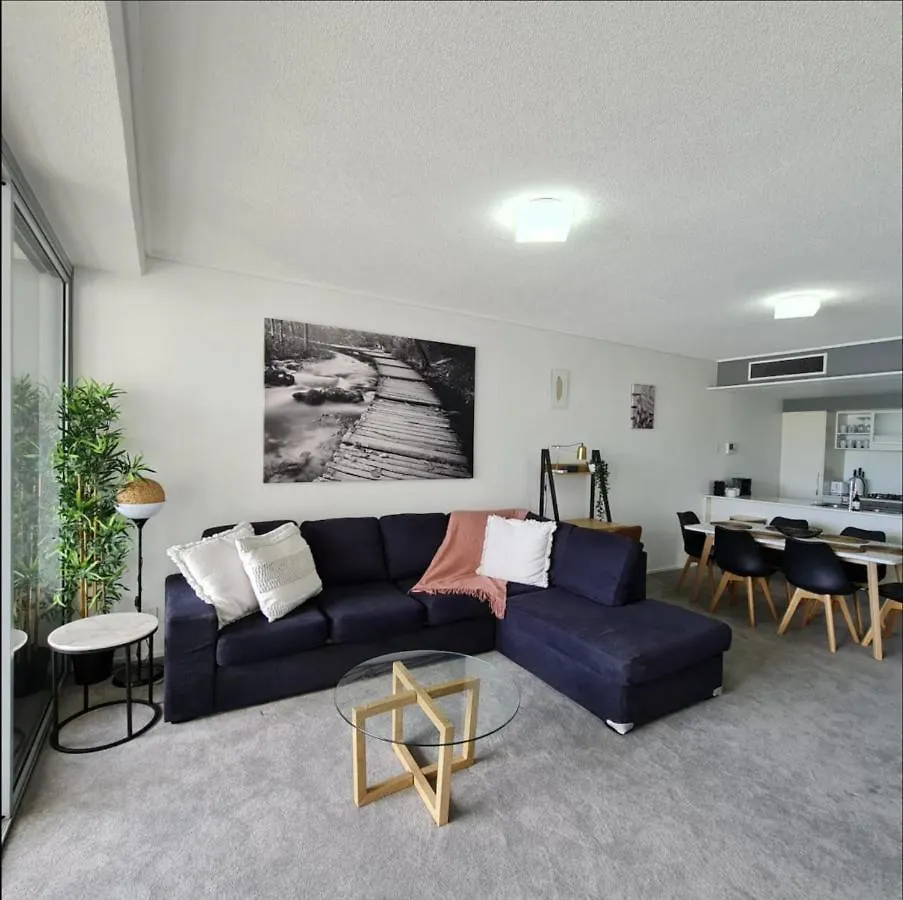 3Br Skyline Oasis W River Views, Gym, Carpark, Fastwifi, Tennis Court, Steam Room Brisbane 0*,